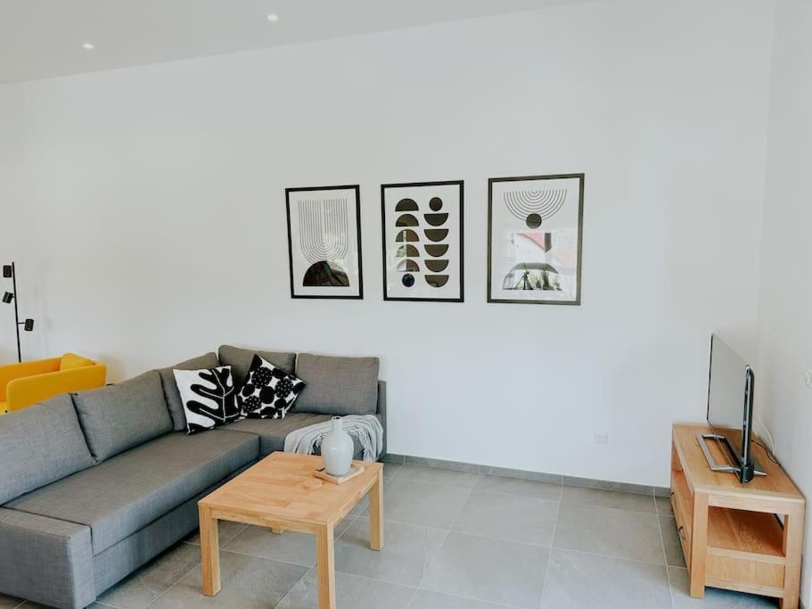 Apartment 100 Qm Im Weindorf - Balkon/Garage Aspisheim Zewnętrze zdjęcie